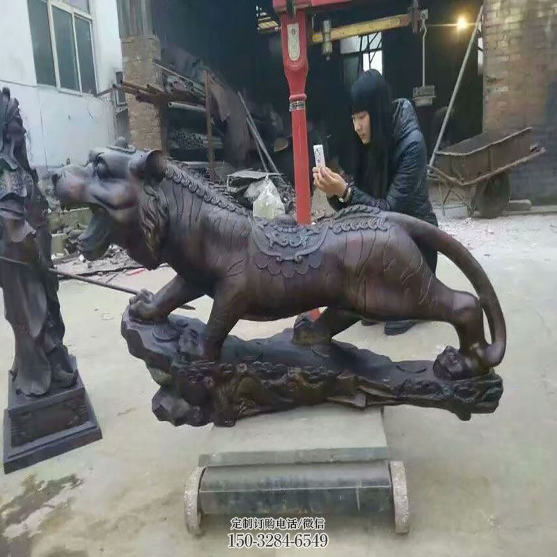 地产铜老虎雕塑 门口动物雕塑订做 社区铜老虎雕塑常用